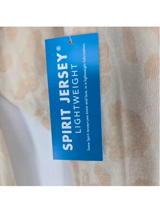 Disney Animal Kingdom Spirit Jersey Large Walt Disney World Safari Letters NWT - Picture 6 of 11